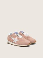 Young Marathon in pink suede with white star - Image 2