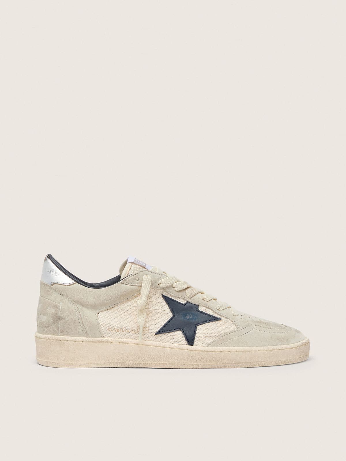 94e4bca9d3a5995f0fe10852cacd17b6a95f55a2908e37136ca2339eae27b8a5 Women's Ball Star LTD in gray suede with blue star and cream-colored crochet inserts - Image 1