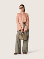 Women's oversized shirt in coral cotton voile with pleated detail - Image 3