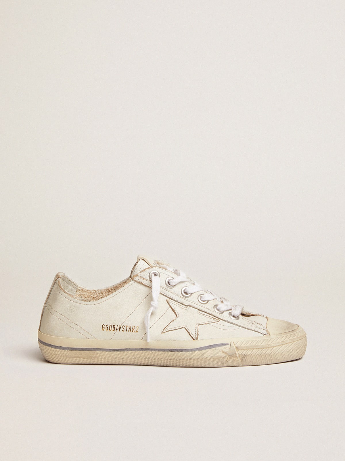 9c929a05017cc87e1807940d1eb009f4bc799d2ae49cb4b10548b1d235f8515a Women's V-Star in vintage effect leather - Image 1
