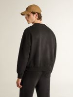 Unisex sweatshirt in worn black cotton with logo embroidery - Image 4