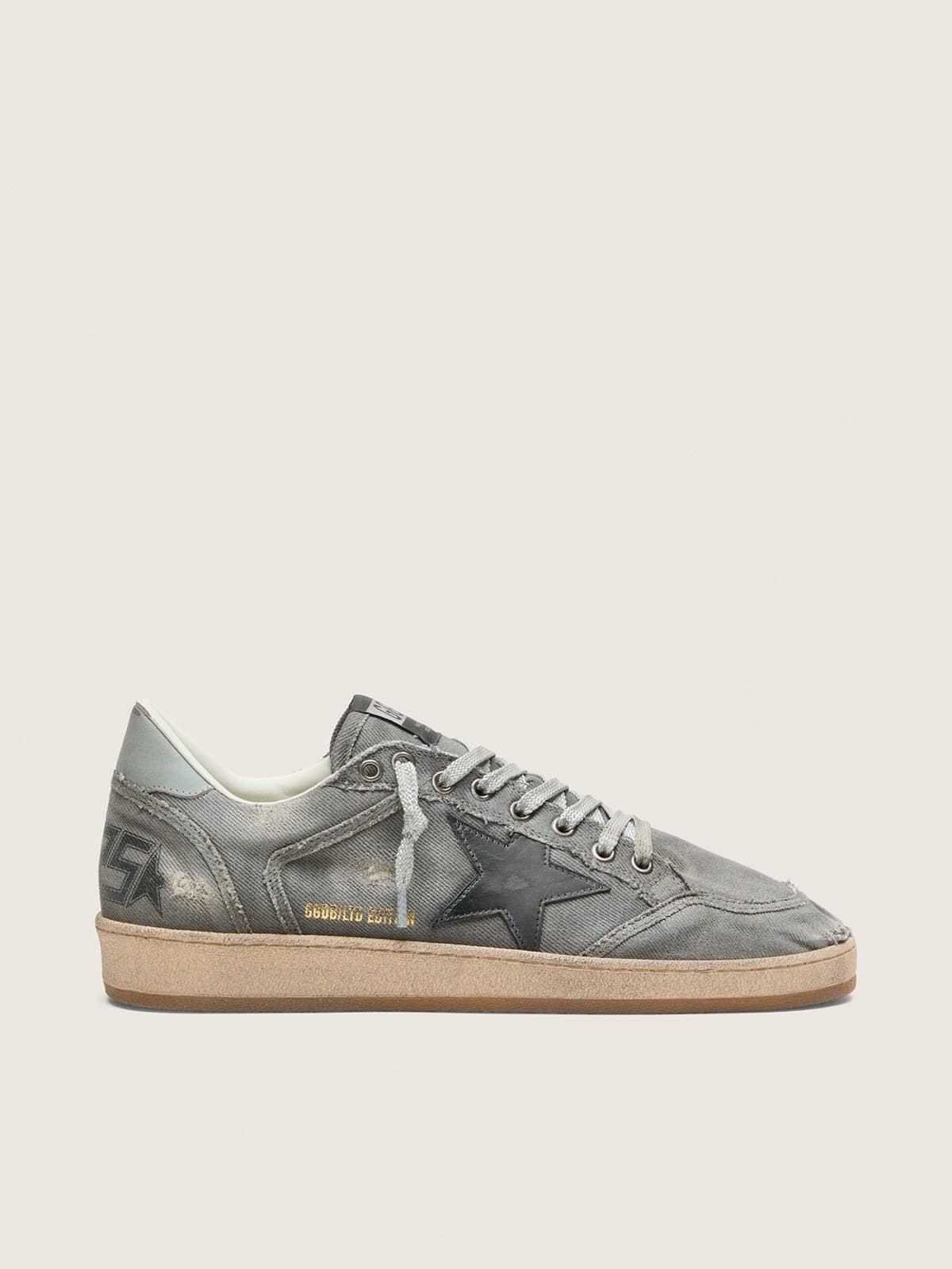 aa80763862c5667c9133b301906c7fe1c8dce4d6a75d0b8213b3ae440491750b Men's Ball Star LTD in gray denim with black leather star - Image 1