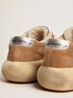 Women's Space-Star shoes in tobacco-colored suede with shearling lining - Image 5