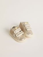 Junior June in sand-colored metallic suede with white leather star and heel tab - Image 2