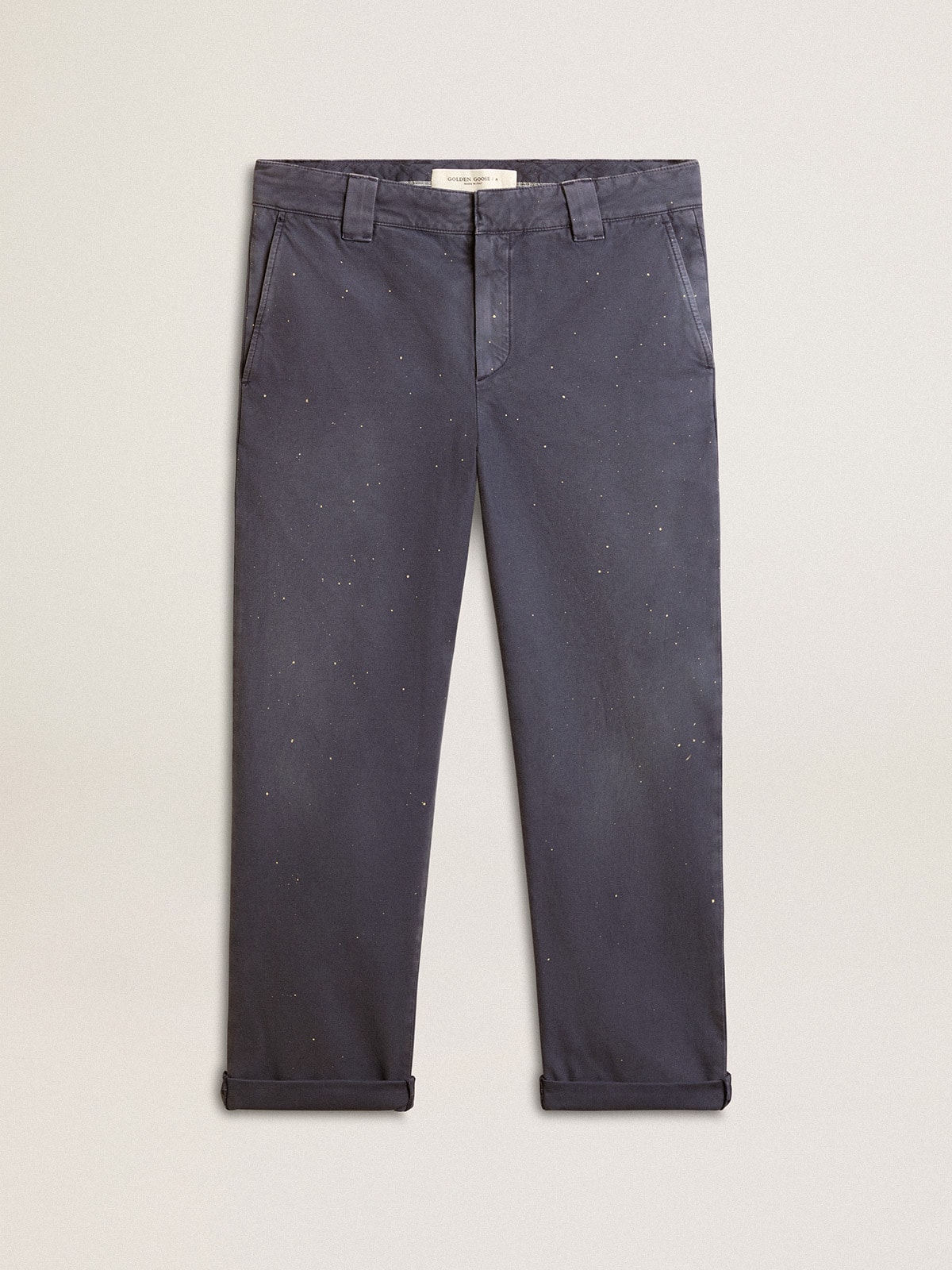 bef9397c10e9c9d6268b5770fb40149adc243e157ef72796358b51a7518fe274 Men's chinos in blue with a lived-in effect - Image 1