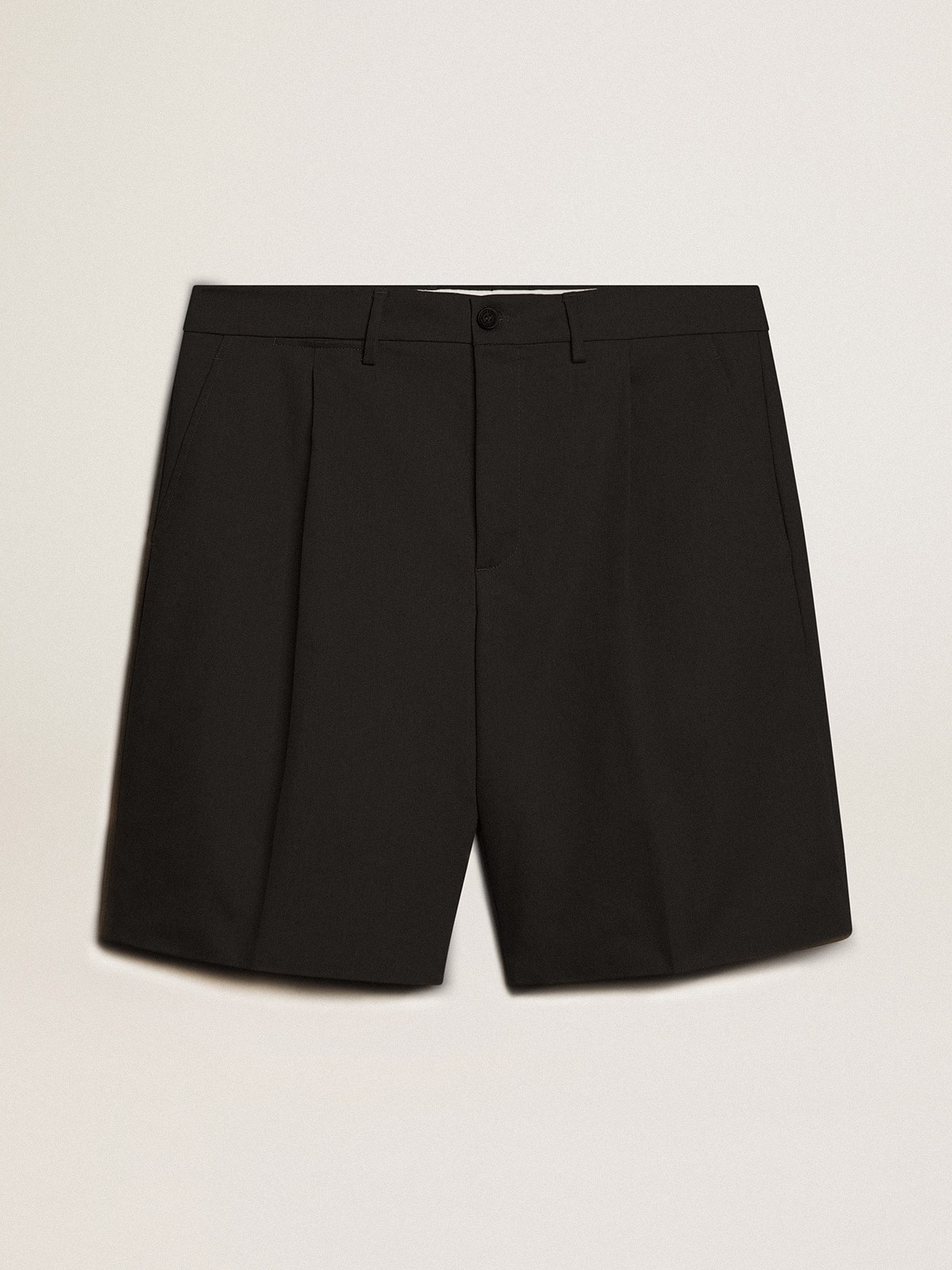 c571dffc038588695952895c2b95a01dcdfce9d36d0c5a3ae3a47659e6ee19f1 Men's Bermuda shorts in black cotton - Image 1
