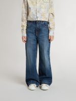 Girls' bootcut jeans with a medium wash and embroidery - Image 2