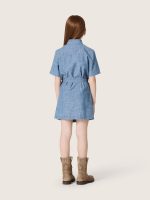 Journey girls' short-sleeved shirt dress in light blue cotton chambray with embroidered patch - Image 4