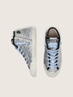 Young Francy in silver sequins with ice-gray suede star - Image 3