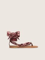 Women's flat sandals with burgundy paisley pattern and jewel detail - Image 6