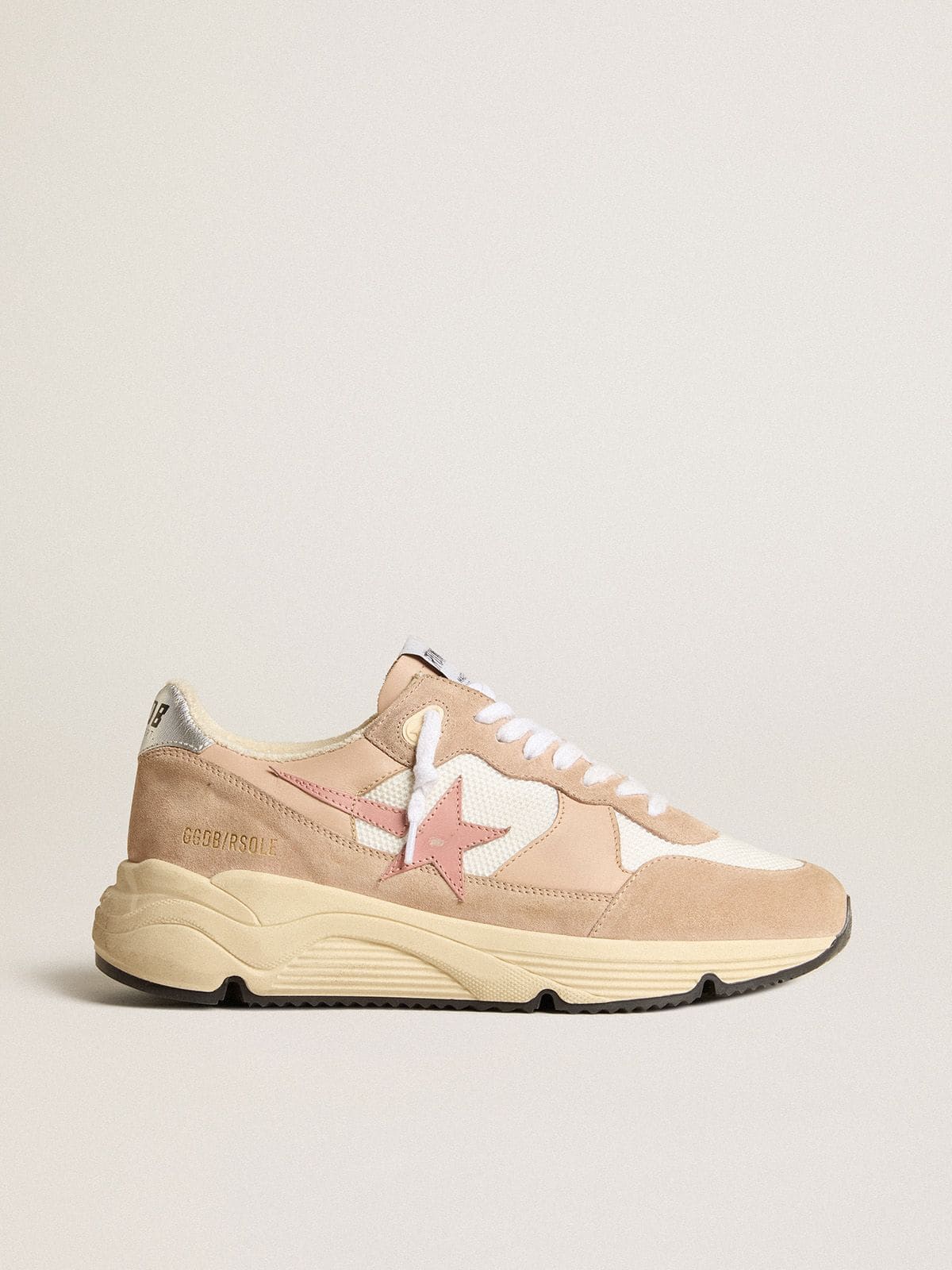 cff5bc66a5213eaf393e639a65e6c72eda38bc44563cfdfbe2cf4b26f6fda663 Women's Running Sole in mesh and suede with pink star and silver heel tab - Image 1