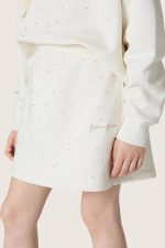 Journey girls' miniskirt in white cotton fleece with crystals and embroidery - Image 4
