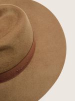 Beige fedora hat with ribbon strap and silver star - Image 5