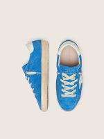 Young Super-Star in bright blue suede with white leather star - Image 3