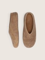Women's Tierra in tobacco suede with floral motif and studs - Image 3