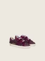 Junior Old School in burgundy glitter with burgundy suede star and heel tab - Image 2