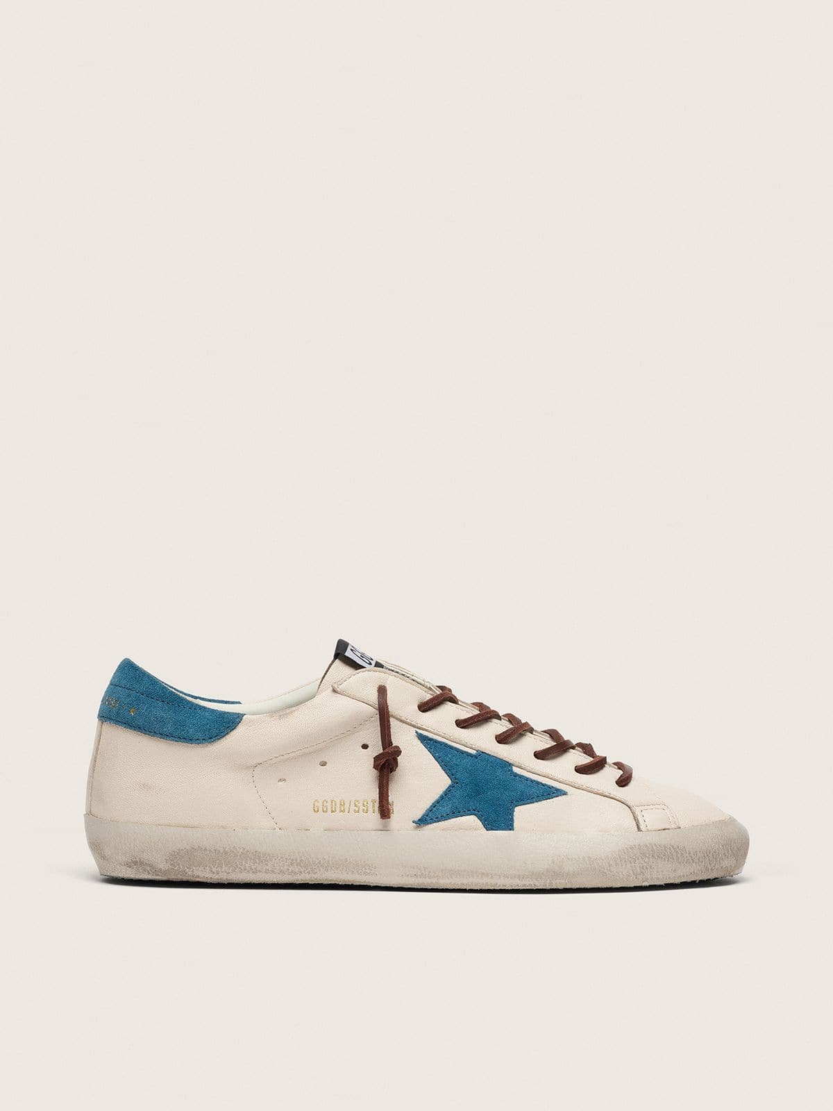 dedc6dd75419e1cbc9935728f34aade7e6fe8b034dcdc99bc40f63dc2f2f64de Men's Super-Star in white leather with turquoise suede star - Image 1