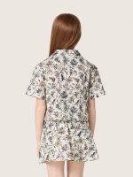 Journey girls' short-sleeved shirt in white cotton canvas with a green floral print - Image 6