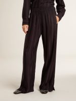 Women's joggers with ankle slit - Image 2
