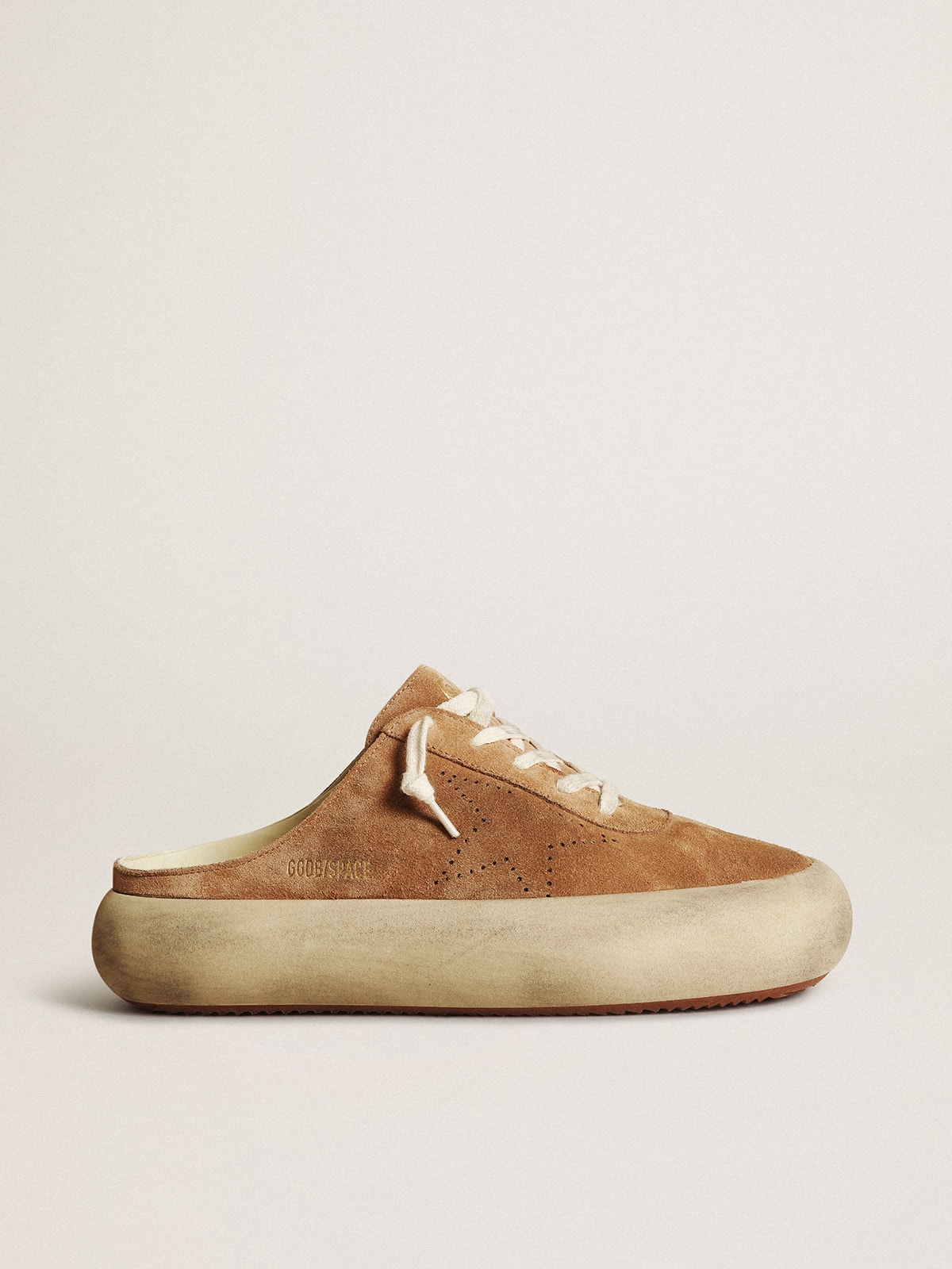e51aa6961b82dd72d78990ce2310e42e25e9dc9f07062b075f7ce1e2ec10b2d5 Women's Space-Star Sabot in tobacco-colored suede with perforated star - Image 1