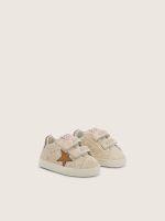 Baby Old School in beige suede with metallic bronze leather star - Image 2