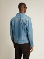 Men's denim jacket with medium wash - Image 4