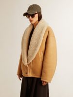 Women's sheepskin jacket with a wide shearling shawl collar - Image 3