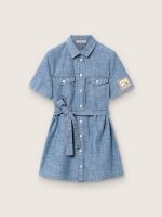 Journey girls' short-sleeved shirt dress in light blue cotton chambray with embroidered patch