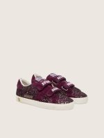 Young Old School in burgundy glitter with burgundy suede star and heel tab - Image 2