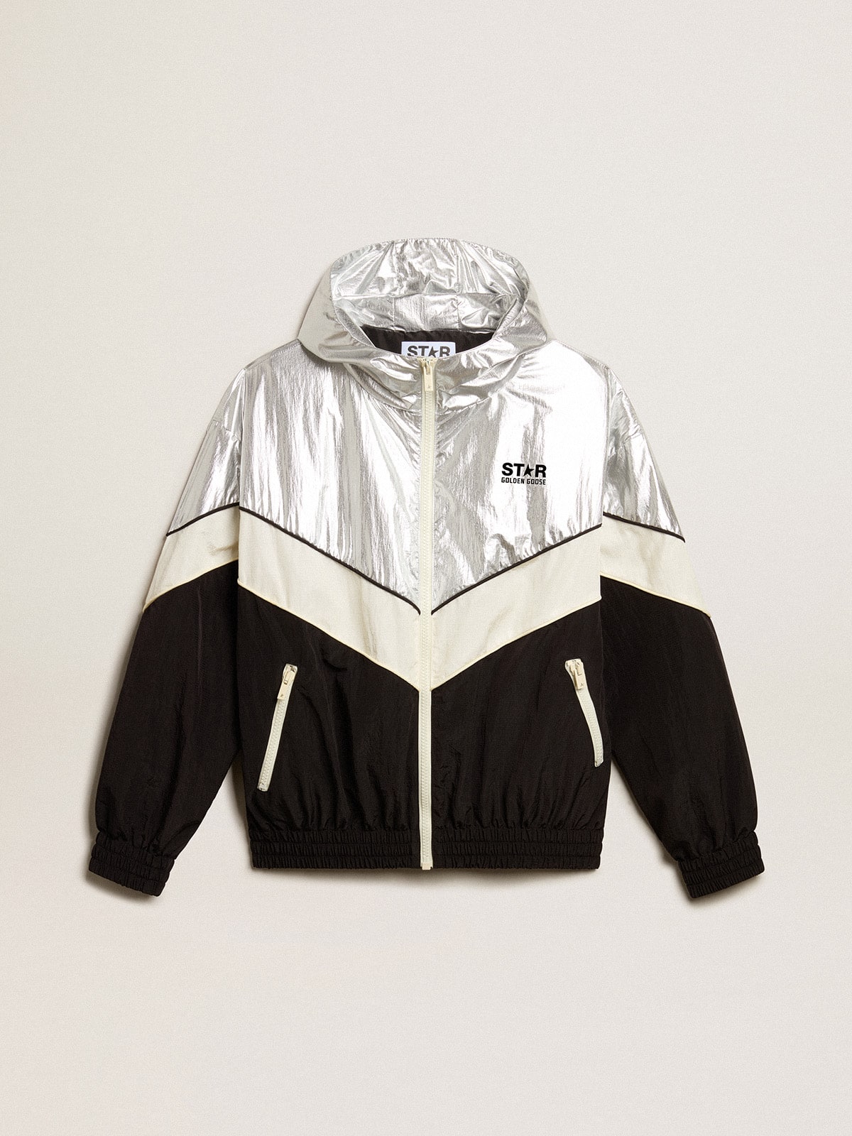 fc6d445d6f747a331e2f98ccf71081f94ba5f9fc5d52b5d5681c59212ccd83c7 Women's windcheater in silver and black technical fabric - Image 1