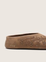 Women's Tierra in tobacco suede with floral motif and studs - Image 4