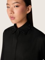 Women's shirt in black wool twill with floral embroidery in glass beads - Image 4